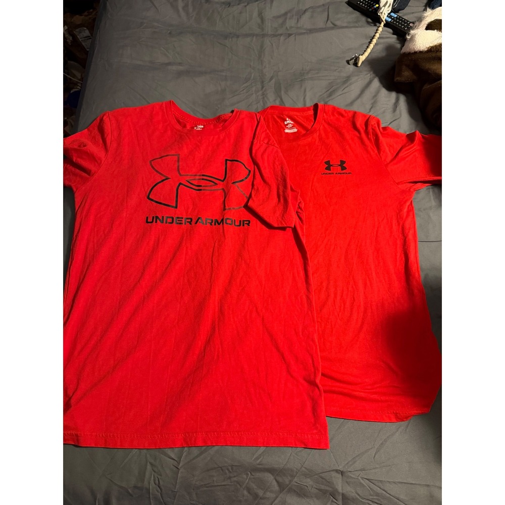 Under Armour Mens Red HeatGear Loose Fit Graphic T-Shirt Bundle Lot of 2 Small